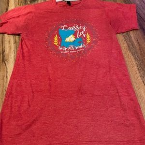 Super soft, barely worn and well handled stretchy red shirt.